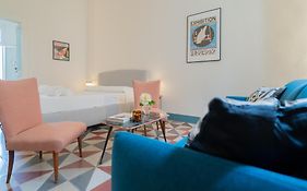 Margherita Apartment & Rooftop By Residence Colibri